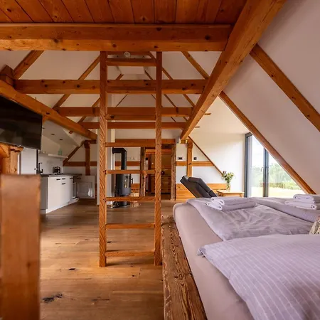 Casa de Férias Roubenka U Babi Lipná